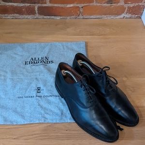 Allen Edmonds Carlyle Oxford 10 E